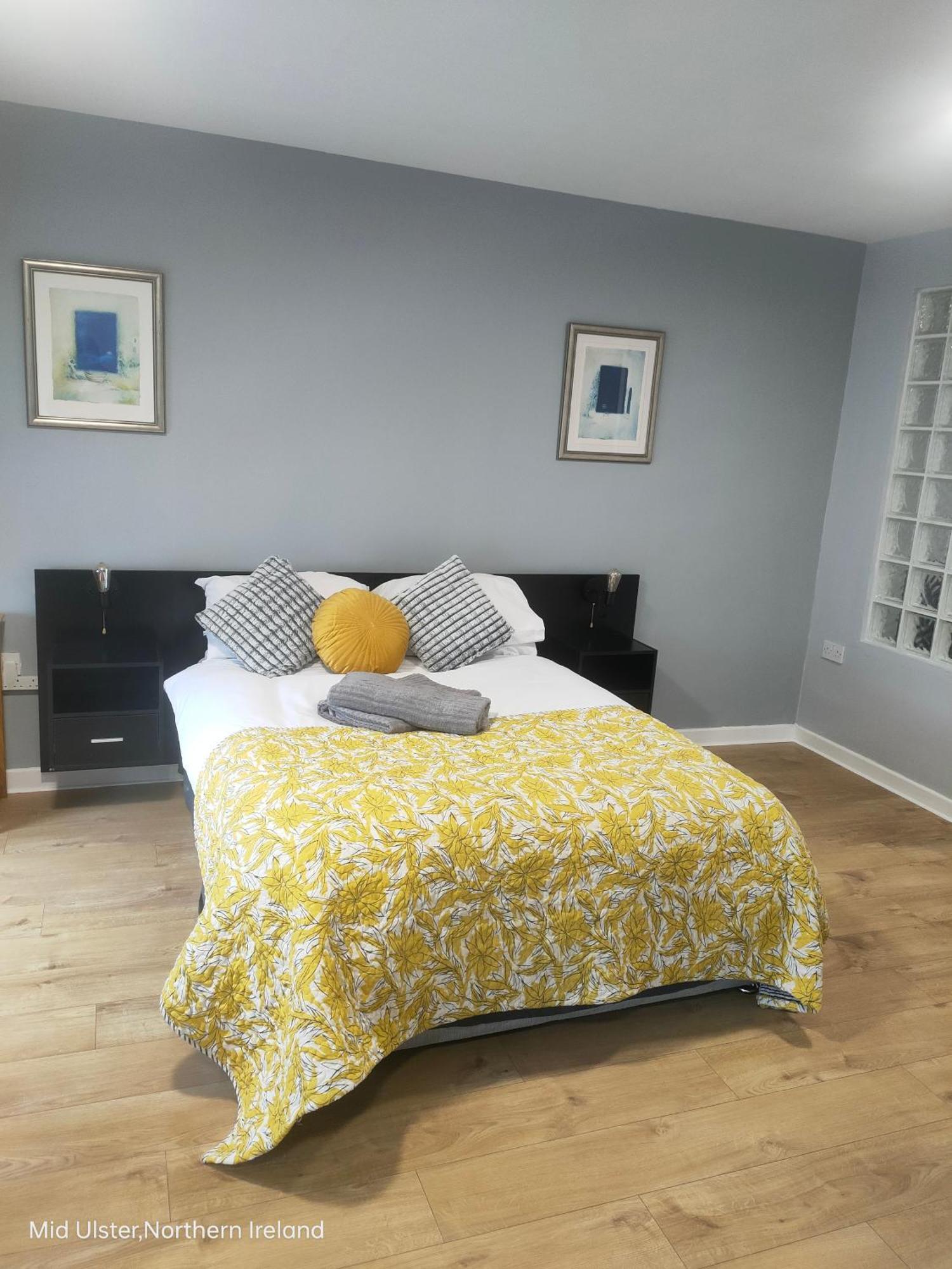 The Oldtown Apartments Cookstown Bagian luar foto