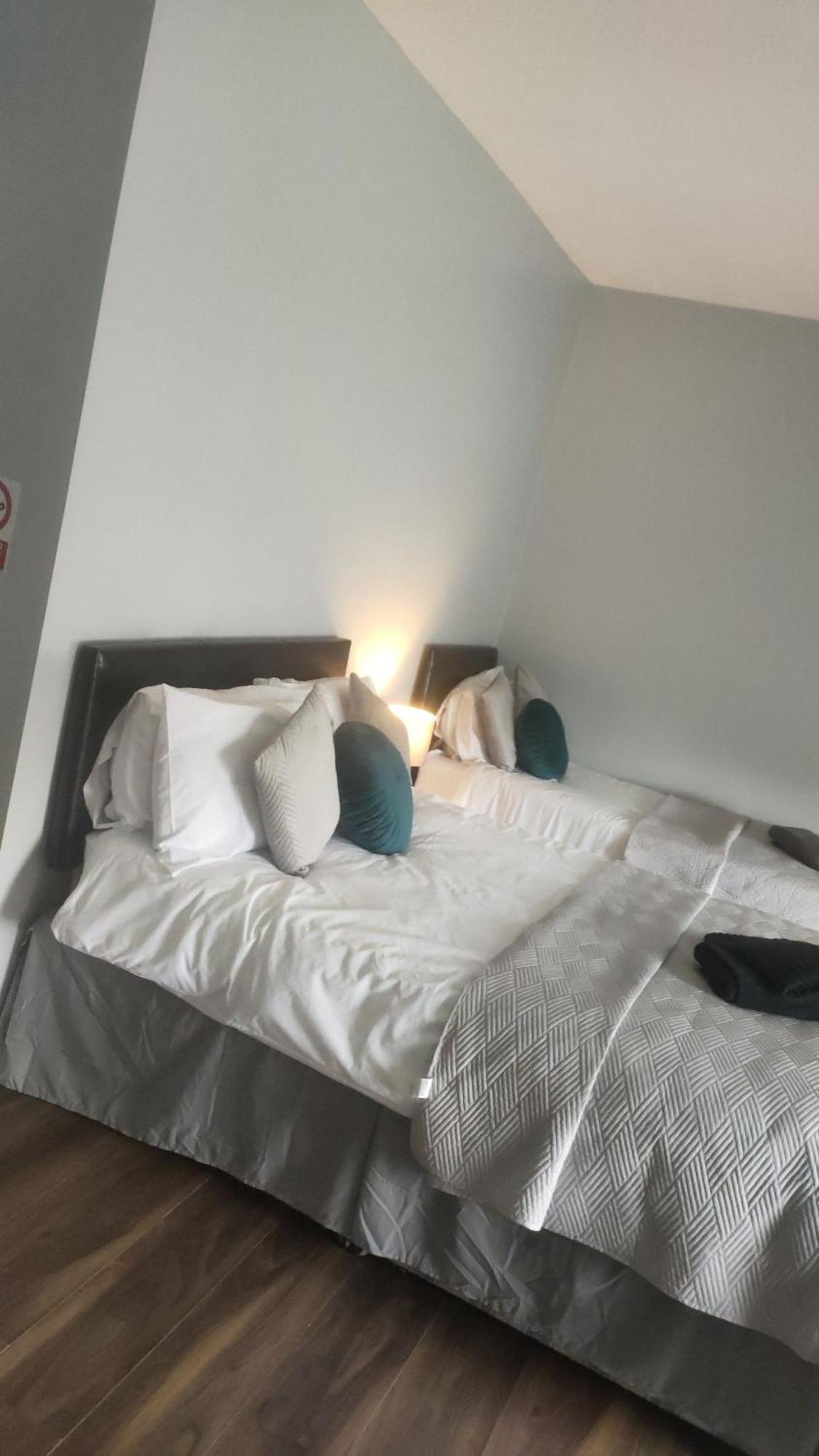 The Oldtown Apartments Cookstown Bagian luar foto